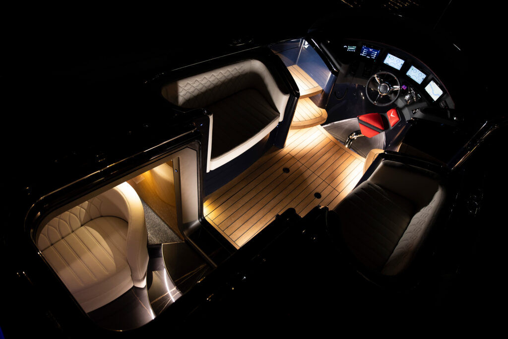 design et al Miss Wonderly by Falcon Tenders design et al The Design